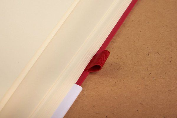 Блокнот для зарисовок SKETCHMARKER 140 г/м2 12 x 12 см 80 л, твердая обложка, Белый MP2314102SM