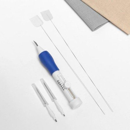 Игла для вышивания по ковровой технике d 1.3/1.6/2.2 мм с нитевдевателем блистер белый/синий АУ 5278633