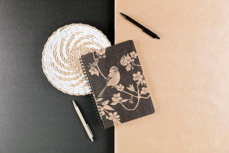 Блокнот CLAIREFONTAINE Le Cerisier A5 90 г/м2 74 л, в линейку, на гребне, ассорти RH-116039C Блокнот CLAIREFONTAINE Le Cerisier A5 90 г/м2 74 л, в линейку, на гребне, ассорти RH-116039C