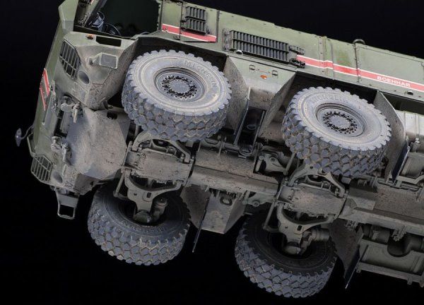 Сборная модель: Бронеавтомобиль "Тайфун-K", З-3701