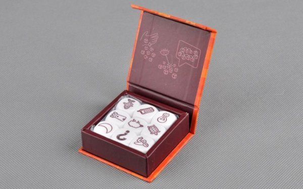 Настольная игра: Rory's Story Cubes: Кубики Историй Original (9 кубиков) MAGRSC1