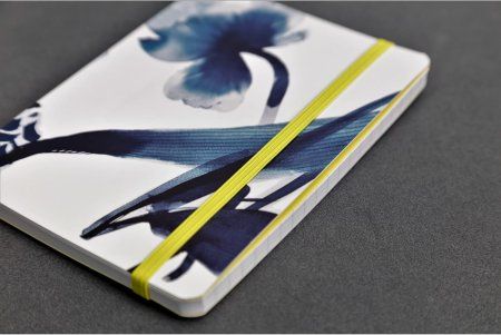 Блокнот CLAIREFONTAINE Inkebana A6 90 г/м2 64 л, в линейку, мягк.обл., на резинке, ассорти RH-115930C