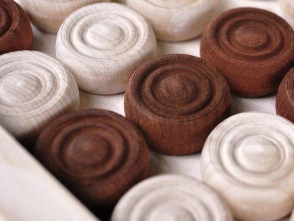 Настольная игра: Десятое королевство "Шашки" деревянные 29 x 29 см KOR-02841