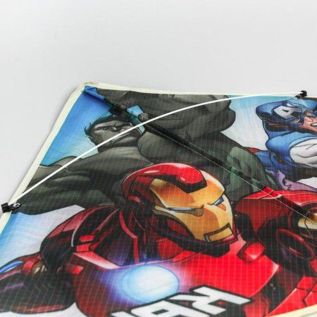 Воздушный змей Мстители "Герои" 70 х 105 см SIM-5437523