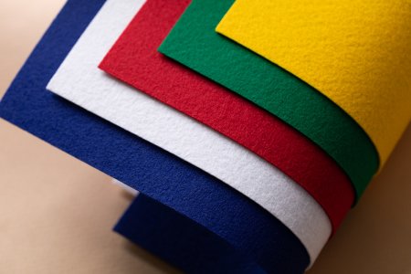 Набор фетра GAMMA Premium 1.2 мм 5 шт 27 х 30 см Яркий праздник FKS12-27/30-YAP