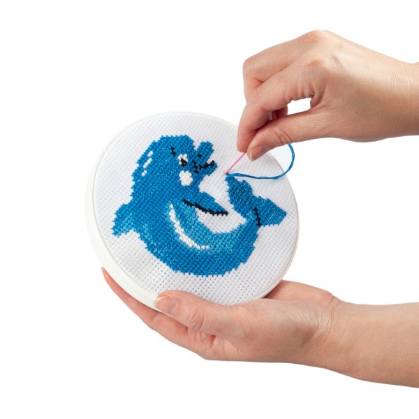 Набор для вышивания с пяльцами "Дельфин" пластиковая игла KOR-00314