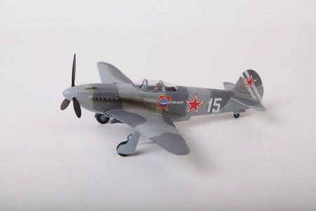 Сборная модель: Самолет Як-3 (масштаб 1:72), З-7301