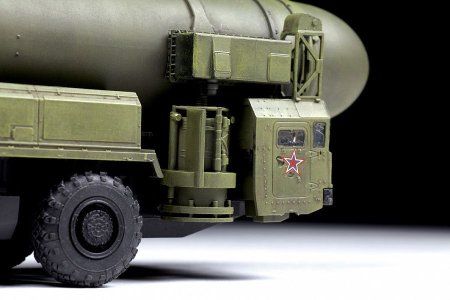 Сборная модель: РРК "Тополь", З-5003 Сборная модель: РРК "Тополь", З-5003